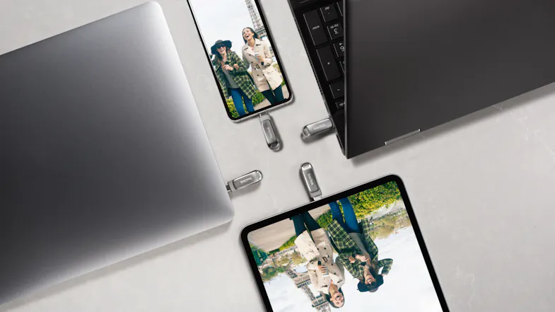 SanDisk Ultra Luxe Dual USB Type-C Flash Drive - 64GB SanDisk Ultra Luxe Dual USB Type-C Flash Drive - 64GB