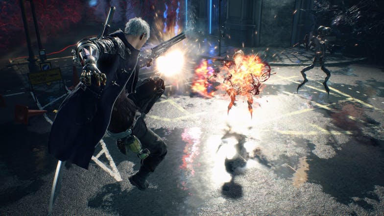 PS4 - Devil May Cry 5 (R13)