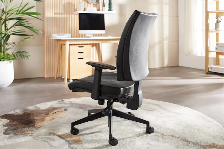 Edge Luxe Ergonomic Office Chair by Eden Edge Luxe Ergonomic Office Chair by Eden
