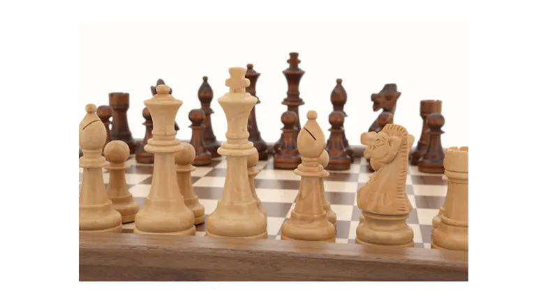 Dal Rossi Italy 18" Walnut Chess Set Dal Rossi Italy 18" Walnut Chess Set