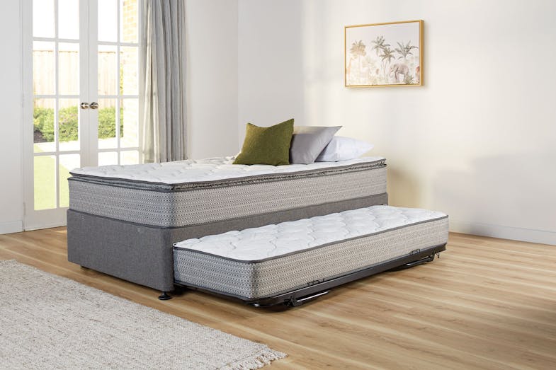 Elite Comfort Trundle Package by Sealy