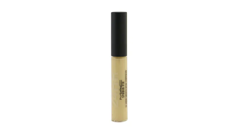 Studio Fix 24 Hour Smooth Wear Concealer - # NC20 (Golden Beige With Golden Undertone) - 7ml/0.24oz Studio Fix 24 Hour Smooth Wear Concealer - # NC20 (Golden Beige With Golden Undertone) - 7ml/0.24oz