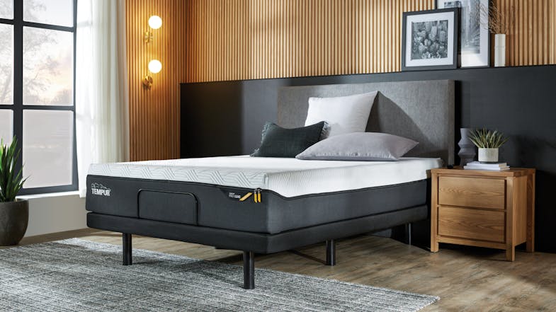 Pro Luxe SmartCool Medium Firm Super King Mattress by Tempur Pro Luxe SmartCool Medium Firm Super King Mattress by Tempur