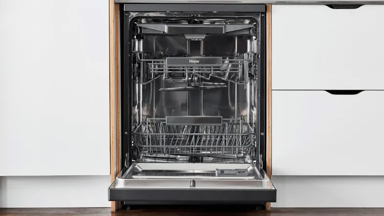 Haier 15 Place Setting Freestanding Dishwasher - Black (HDW15F3B1) Haier 15 Place Setting Freestanding Dishwasher - Black (HDW15F3B1)