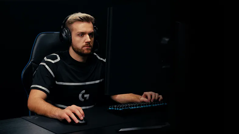 Logitech G Pro X TKL LIGHTSPEED Wireless Gaming Keyboard with RGB Lighting - Black Tactile Logitech G Pro X TKL LIGHTSPEED Wireless Gaming Keyboard with RGB Lighting - Black Tactile