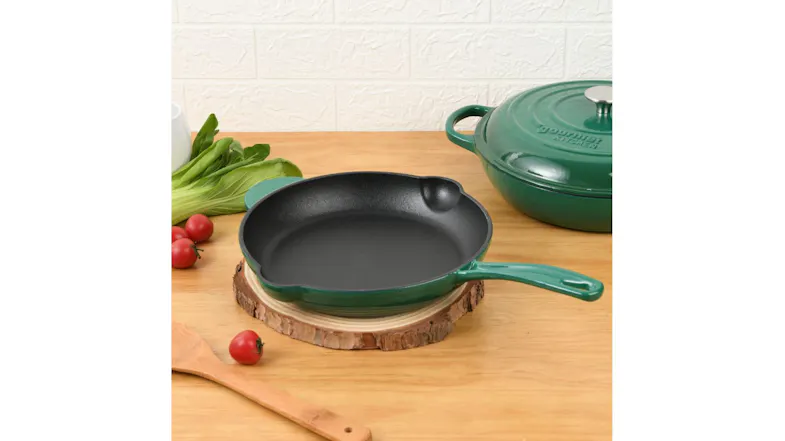 Gourmet Kitchen Cast Iron Frypan 26cm - Eden Green Gourmet Kitchen Cast Iron Frypan 26cm - Eden Green