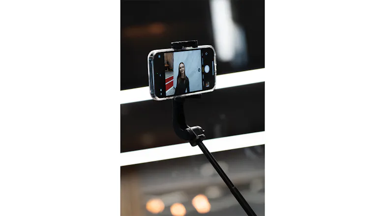 Cygnett Go-Create Bluetooth Selfie Stick & Tripod for Phones - Black Cygnett Go-Create Bluetooth Selfie Stick & Tripod for Phones - Black