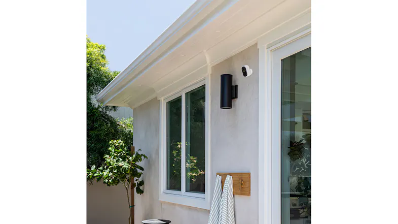 Arlo Essential (2nd Gen) 2K Outdoor Wire-Free Security Camera with Wi-Fi Connectivity - 2 Pack Arlo Essential (2nd Gen) 2K Outdoor Wire-Free Security Camera with Wi-Fi Connectivity - 2 Pack