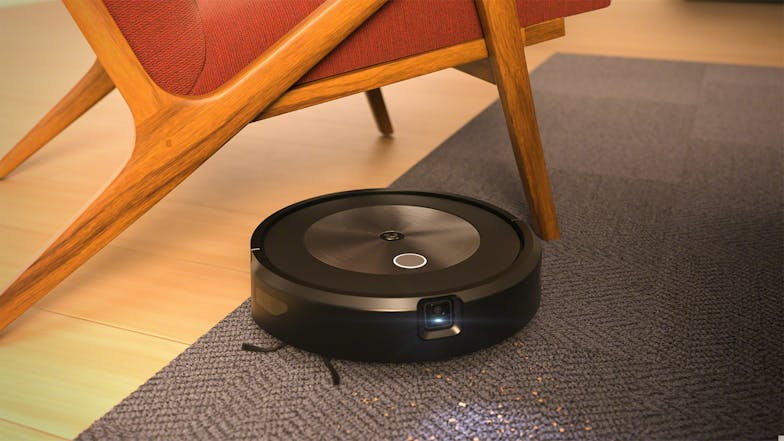 iRobot Roomba j5+ Combo Robot Vacuum and Mop