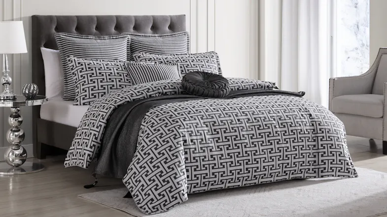 Constantine Duvet Cover Set by Da Vinci- Queen Constantine Duvet Cover Set by Da Vinci- Queen
