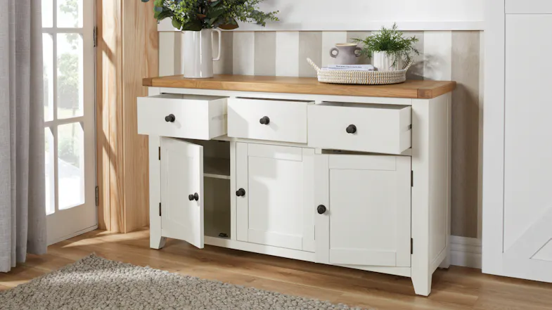Colchester 3 Drawer 3 Door Buffet Table Colchester 3 Drawer 3 Door Buffet Table