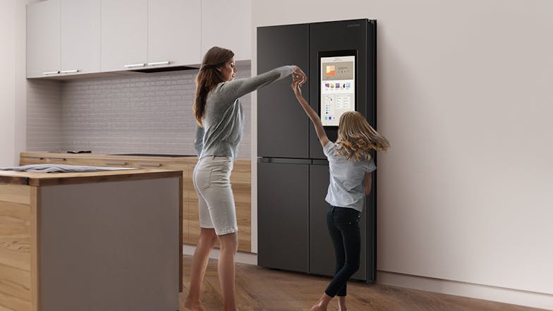 Samsung 637L Quad Door Fridge Freezer with Ice & Water Dispenser - Matte Black (RF65A9770B1/SA)