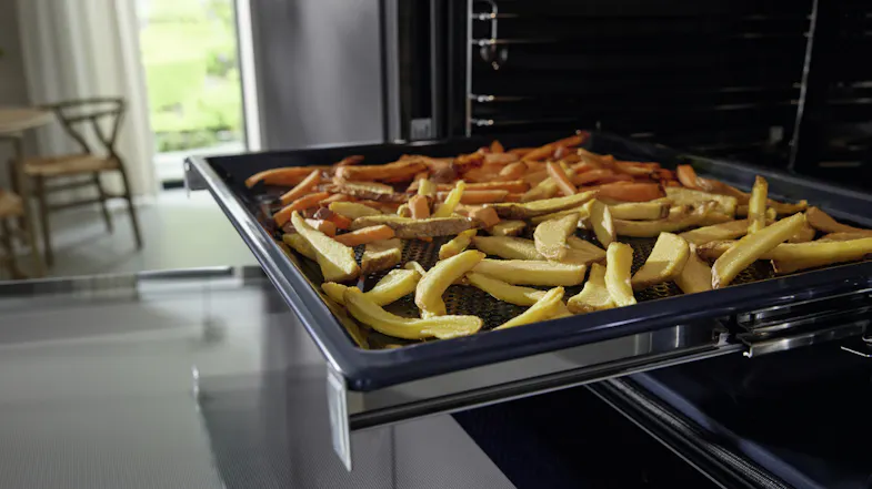 Miele 60cm 9 Function Built-In Oven - Clean Steel (H 2861 BP/12174530) Miele 60cm 9 Function Built-In Oven - Clean Steel (H 2861 BP/12174530)