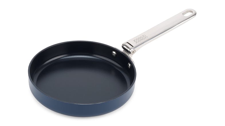 Joseph Joseph "Space" Non-Stick Frying Pan with Fold-Away Handle 20cm - Navy Joseph Joseph "Space" Non-Stick Frying Pan with Fold-Away Handle 20cm - Navy