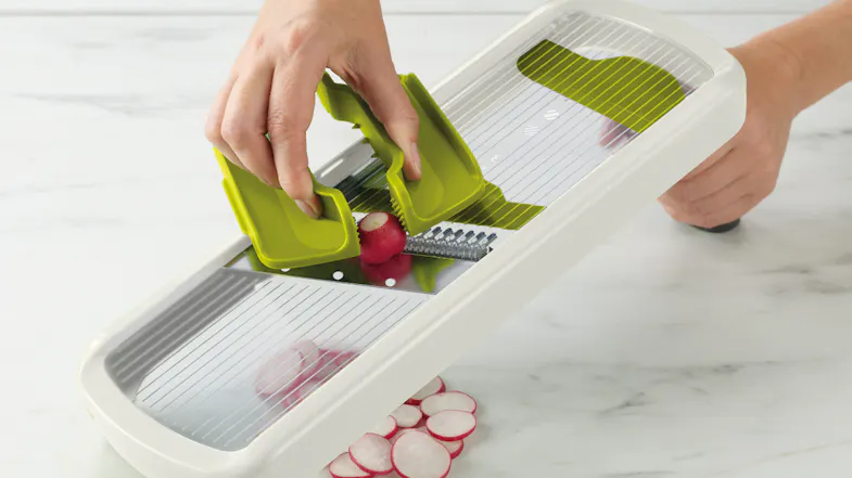 Joseph Joseph Multi-Grip Mandoline PLUS Joseph Joseph Multi-Grip Mandoline PLUS