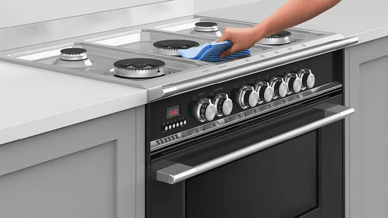 Fisher & Paykel 90cm Dual Fuel Freestanding Oven with Gas Cooktop - White (Series 9/OR90SCG6W1) Fisher & Paykel 90cm Dual Fuel Freestanding Oven with Gas Cooktop - White (Series 9/OR90SCG6W1)