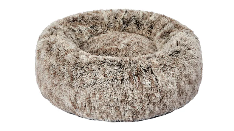 An angled view of the PaWz Fluffy Washable Donut Calming Pet Bed in brown colour wn An angled view of the PaWz Fluffy Washable Donut Calming Pet Bed in brown colour wn