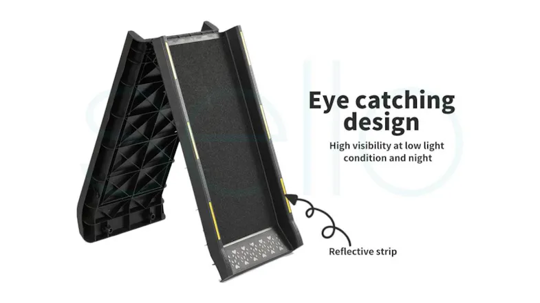 A black pet ramp with yellow reflective strips is shown, highlighting its Eye-catching design A black pet ramp with yellow reflective strips is shown, highlighting its Eye-catching design