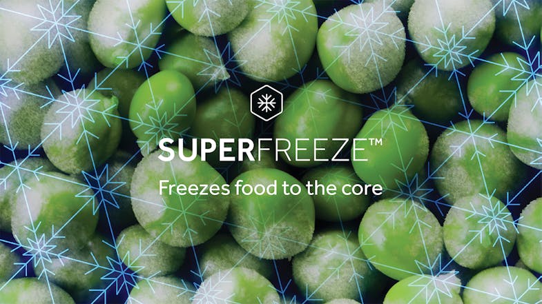 Super Freeze feature branding over a pile of frost-covered green peas for long-term freshness Super Freeze feature branding over a pile of frost-covered green peas for long-term freshness
