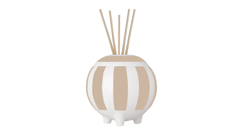 Moss St. 100ml Ceramic Reed Diffuser - Patchouli, Pear & Oud Moss St. 100ml Ceramic Reed Diffuser - Patchouli, Pear & Oud