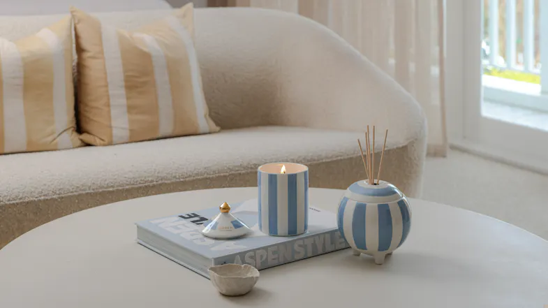 Moss St. 360g Ceramic Scented Soy Candle - Juniper Berry & Citrus Spritz Moss St. 360g Ceramic Scented Soy Candle - Juniper Berry & Citrus Spritz