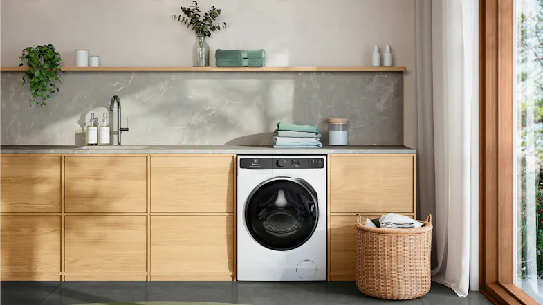 Electrolux 10kg Front Loading Washing Machine with 17 Programs - White (EWF1042R9WC) Electrolux 10kg Front Loading Washing Machine with 17 Programs - White (EWF1042R9WC)