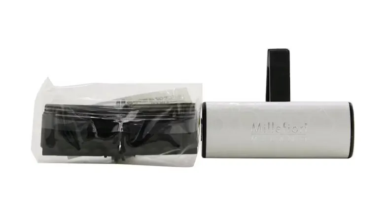 Millefiori Icon Urban Car Air Freshener - Vanilla & Wood - 1pc Millefiori Icon Urban Car Air Freshener - Vanilla & Wood - 1pc