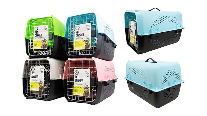 A front-angled pet carriers with different colours. A front-angled pet carriers with different colours.