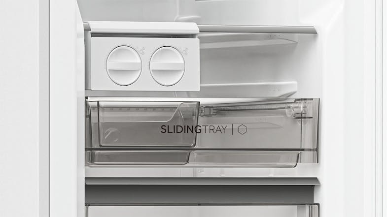 A close-up of the freezer’s shelves A close-up of the freezer’s shelves