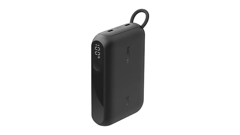 A Belkin 20W power bank with a 100% display and dual ports A Belkin 20W power bank with a 100% display and dual ports