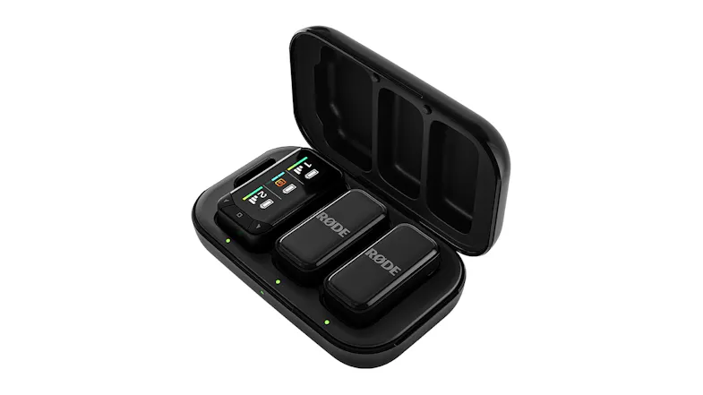 An open RODE case with a wireless audio system set An open RODE case with a wireless audio system set
