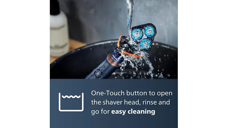 An infographic that showcases the shaver's one touch button An infographic that showcases the shaver's one touch button