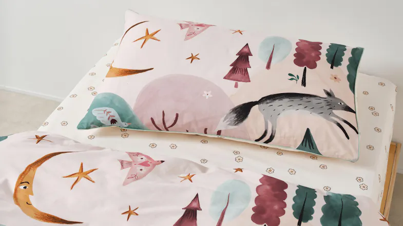 Close-up view of an enchanted forest theme cover set Close-up view of an enchanted forest theme cover set