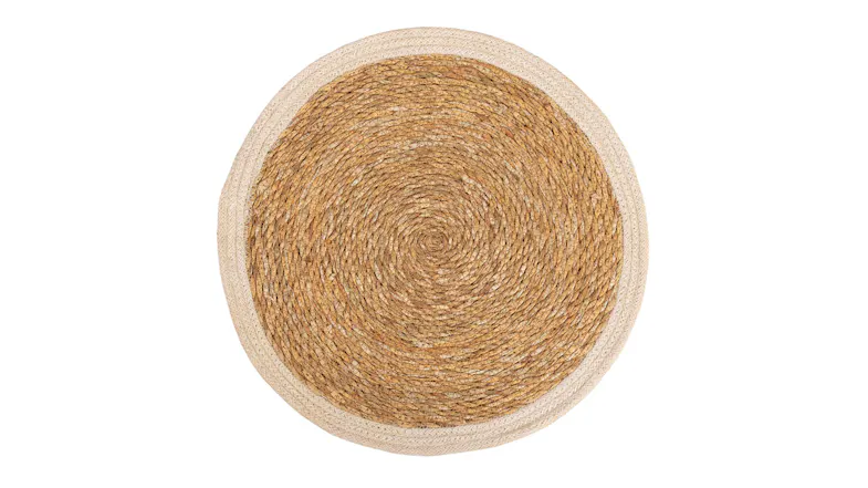 A full view of the Seagrass/Jute Round Placemat with Cream Border A full view of the Seagrass/Jute Round Placemat with Cream Border