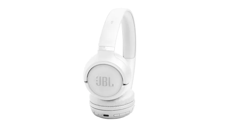 Three-quarter angle of JBL wireless headphones standing upright Three-quarter angle of JBL wireless headphones standing upright