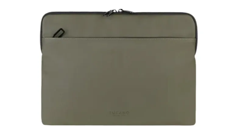 A Tucano Gommo Sleeve for 14" Devices A Tucano Gommo Sleeve for 14" Devices