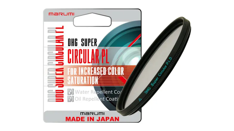 Marumi DHG Super Circular PL Filter and packaging side by side Marumi DHG Super Circular PL Filter and packaging side by side