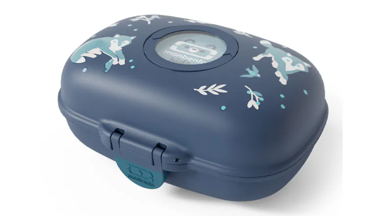 Blue wolf Monbento Gram children’s snack box with animal illustrations, rounded corners, a front latch, and a circular logo window on the lid Blue wolf Monbento Gram children’s snack box with animal illustrations, rounded corners, a front latch, and a circular logo window on the lid