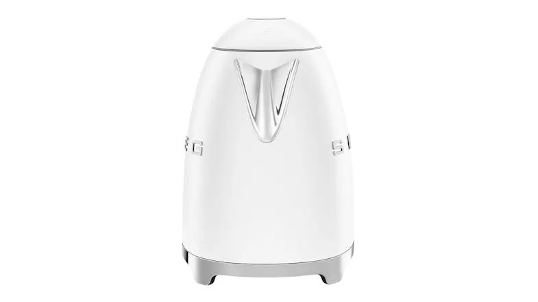 Direct view of the 1.7L kettle with triangular pouring spout Direct view of the 1.7L kettle with triangular pouring spout