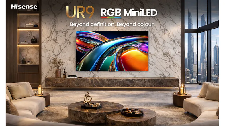 Luxury living room with the Hisense UR9 TV wall‑mounted on a marble feature wall Luxury living room with the Hisense UR9 TV wall‑mounted on a marble feature wall