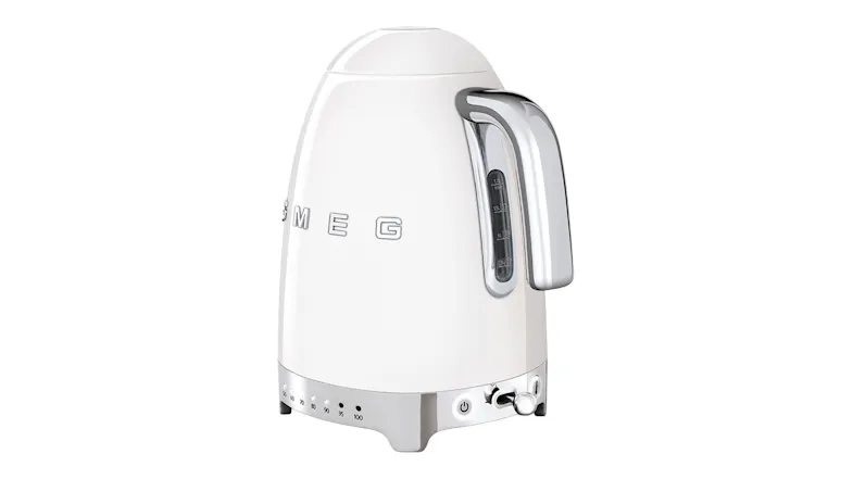 Rear side view of the kettle, highlighting the transparent water level indicator Rear side view of the kettle, highlighting the transparent water level indicator