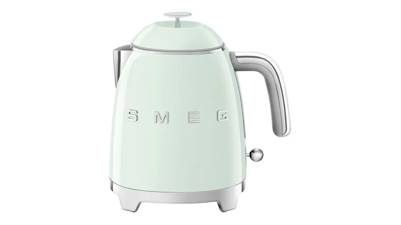 Smeg 50's Style 0.8L Mini Kettle in a glossy pastel green colour Smeg 50's Style 0.8L Mini Kettle in a glossy pastel green colour