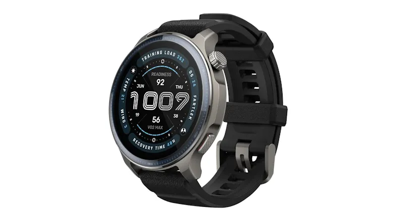Detailed angled close‑up of a rugged fitness smartwatch showing strap design, metal case, and high‑contrast display Detailed angled close‑up of a rugged fitness smartwatch showing strap design, metal case, and high‑contrast display