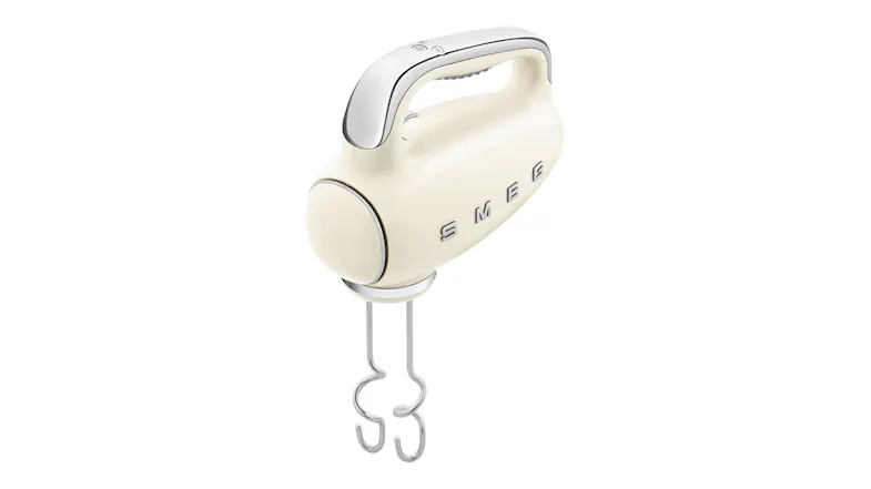 Perspective view of a hand mixer, highlighting chef whisks Perspective view of a hand mixer, highlighting chef whisks