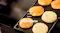 Crispy fried food showcasing the FlexiZone icon Crispy fried food showcasing the FlexiZone icon