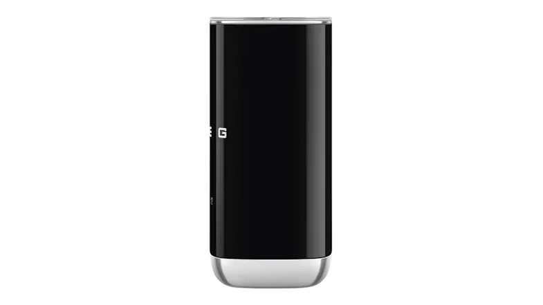 Side view of the cylindrical frother highlighting the glossy black finish and metallic base Side view of the cylindrical frother highlighting the glossy black finish and metallic base