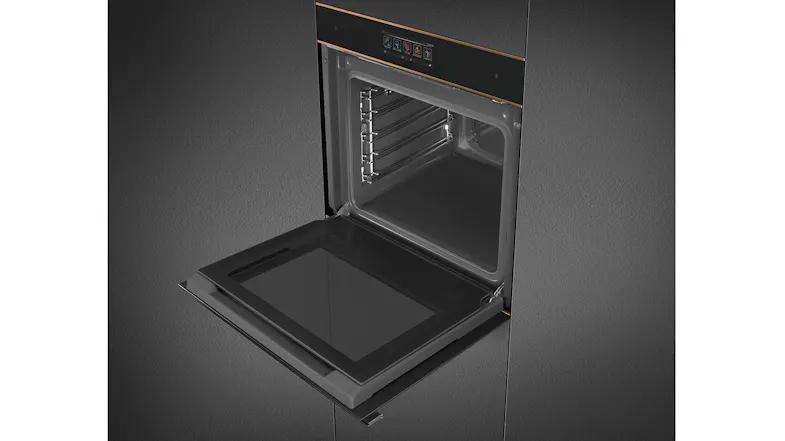 Oven interior with highlighted airflow and steam features Oven interior with highlighted airflow and steam features