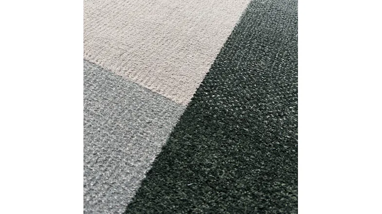 A close up view of the rug's detail A close up view of the rug's detail