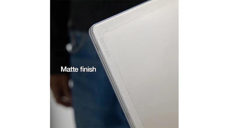 Close-up view of the case showing the textured corner Close-up view of the case showing the textured corner