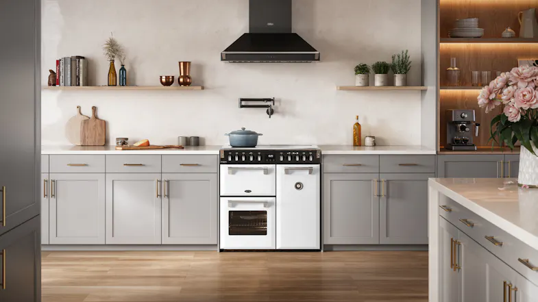 Lifestyle image of the Belling Freestanding Oven in Ice White installed in a spacious kitchen Lifestyle image of the Belling Freestanding Oven in Ice White installed in a spacious kitchen